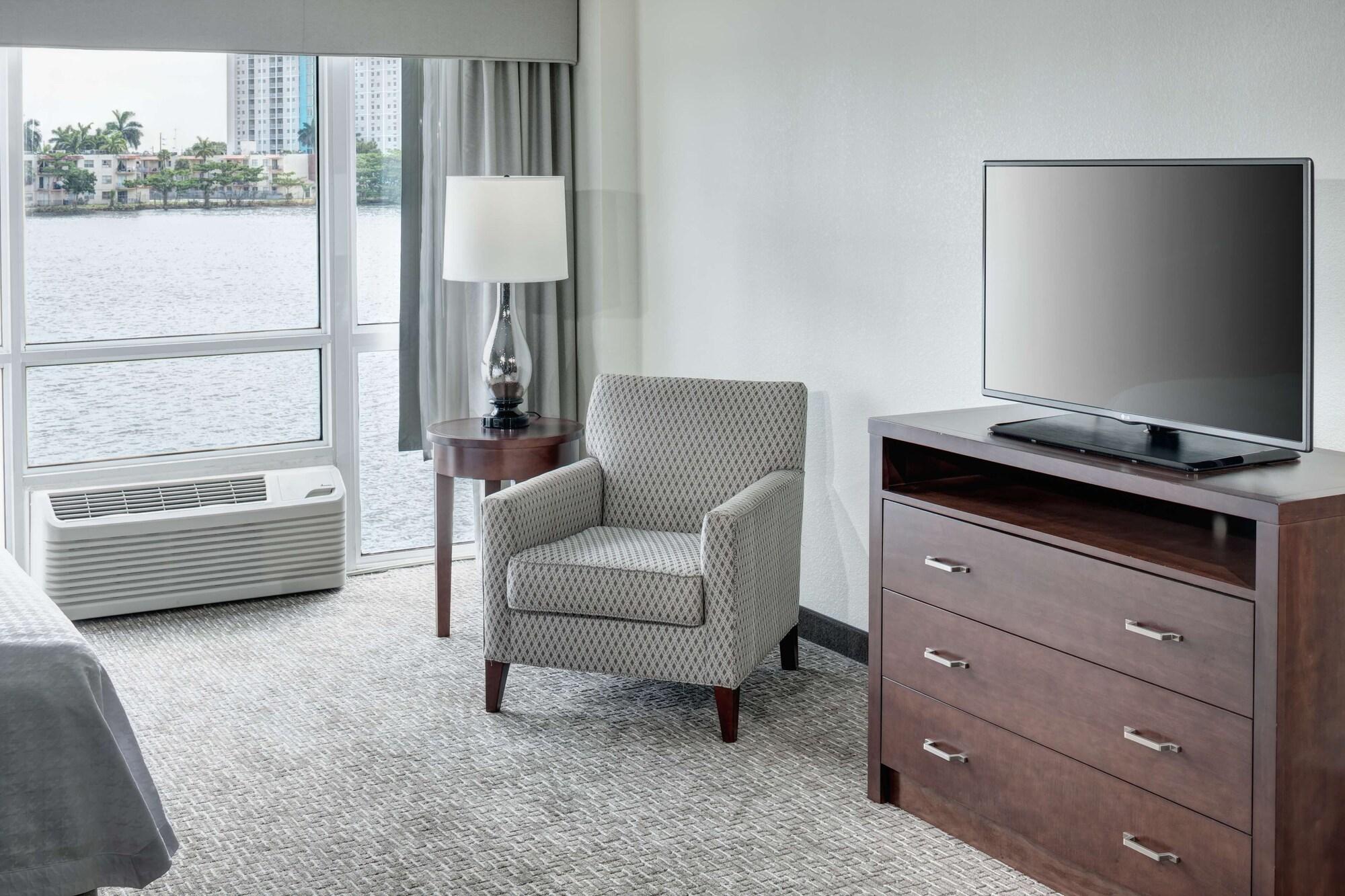 Homewood Suites Miami Airport/Blue Lagoon Ngoại thất bức ảnh