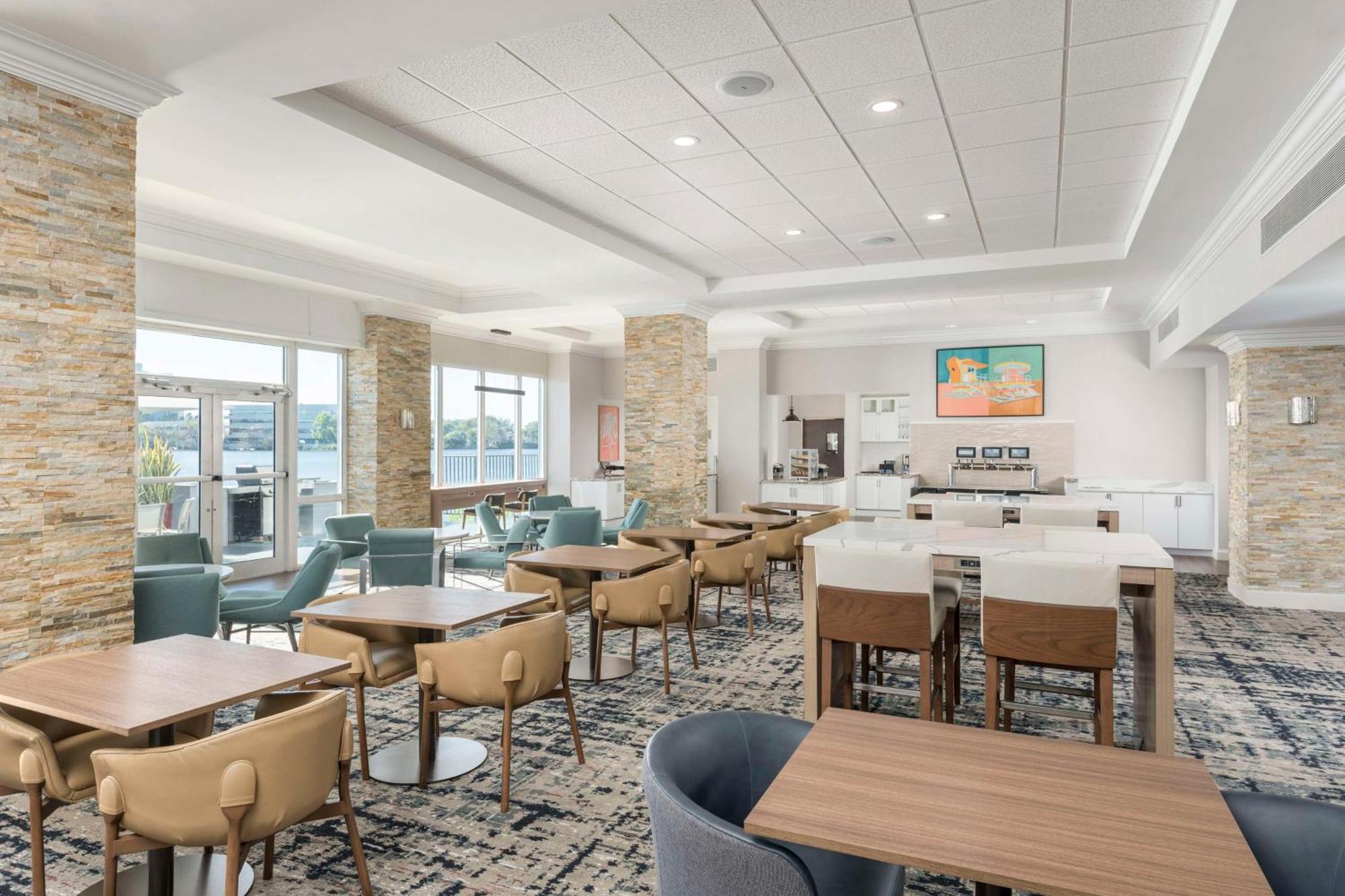 Homewood Suites Miami Airport/Blue Lagoon Ngoại thất bức ảnh