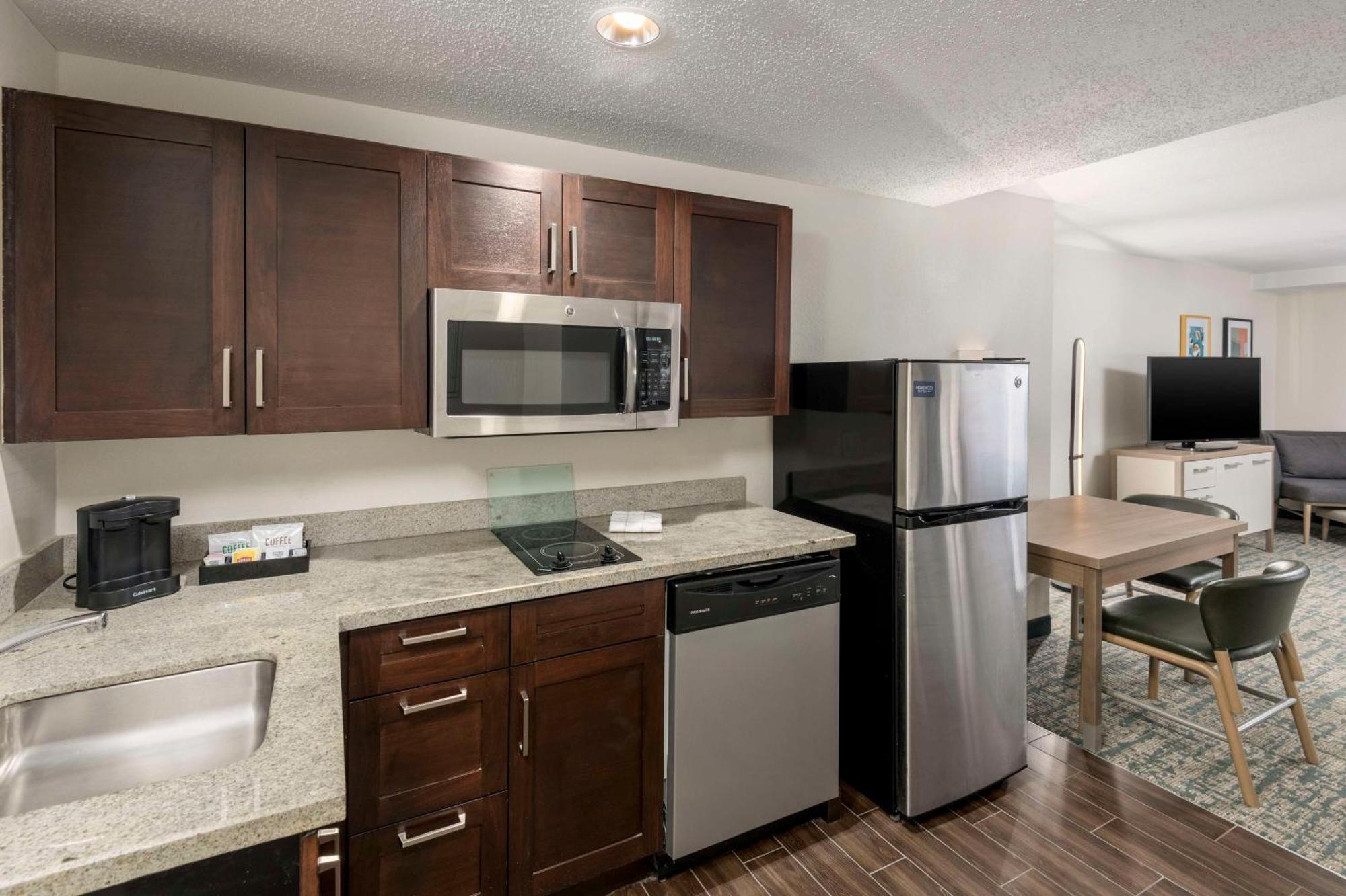 Homewood Suites Miami Airport/Blue Lagoon Ngoại thất bức ảnh