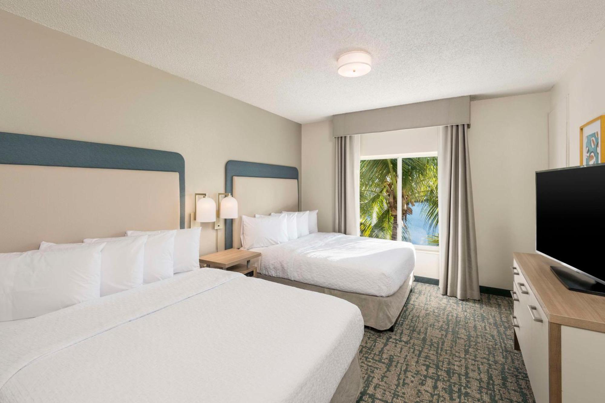 Homewood Suites Miami Airport/Blue Lagoon Ngoại thất bức ảnh