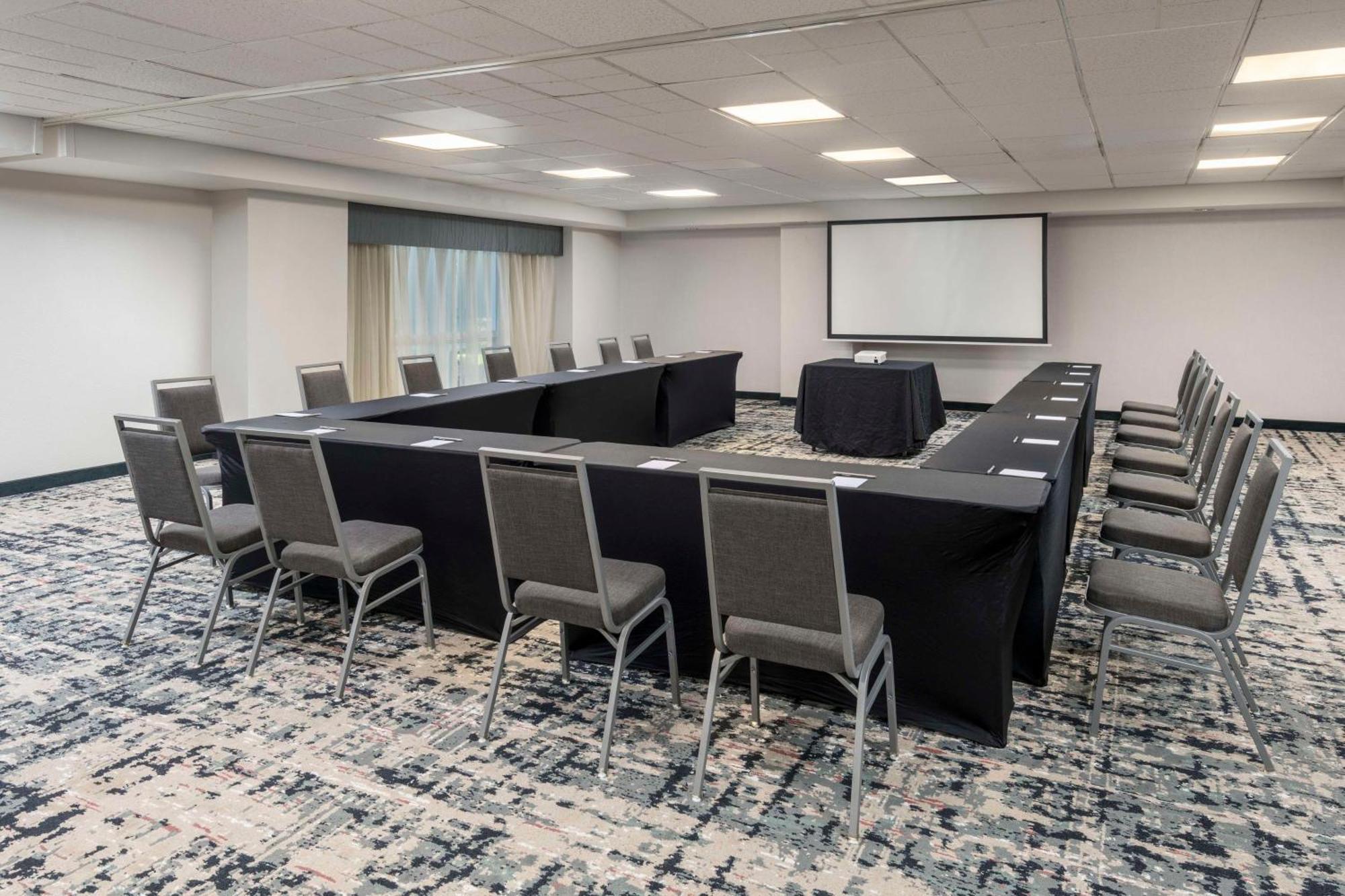 Homewood Suites Miami Airport/Blue Lagoon Ngoại thất bức ảnh